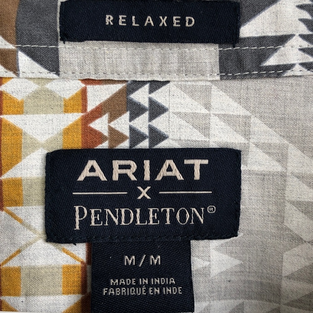 Ariat Pendleton Gray and Brown Geometric Button-U… - image 3